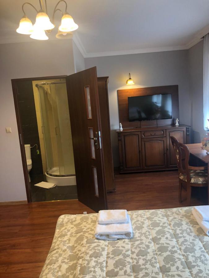 Hotel Arkadia Konskie Esterno foto
