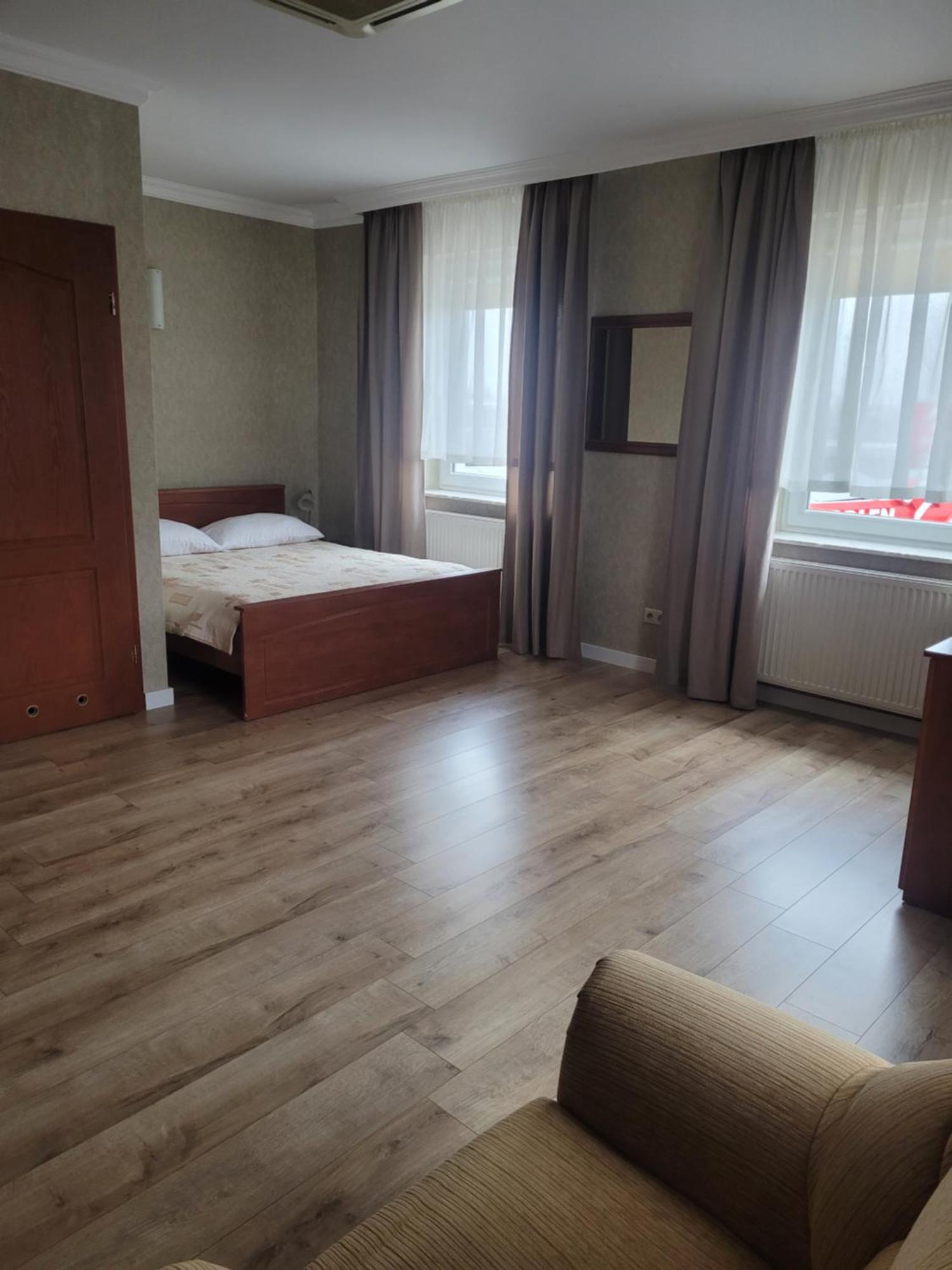 Hotel Arkadia Konskie Esterno foto