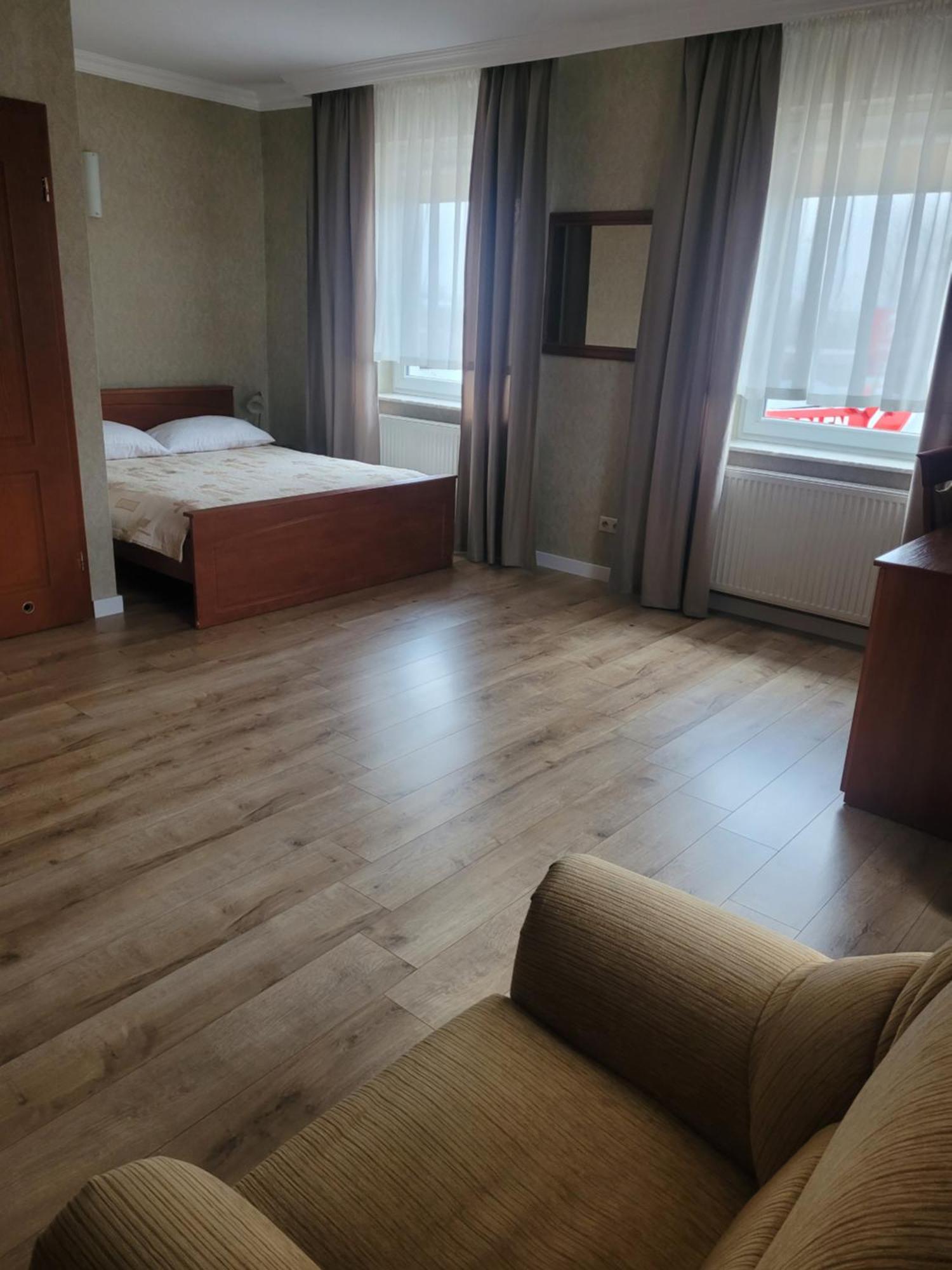 Hotel Arkadia Konskie Esterno foto